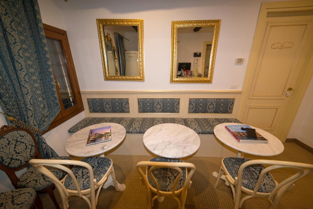 Room 1